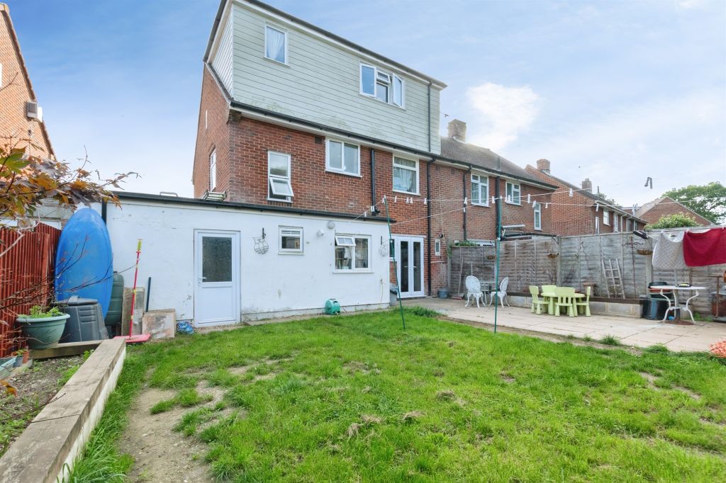 Property photo 1 of 18