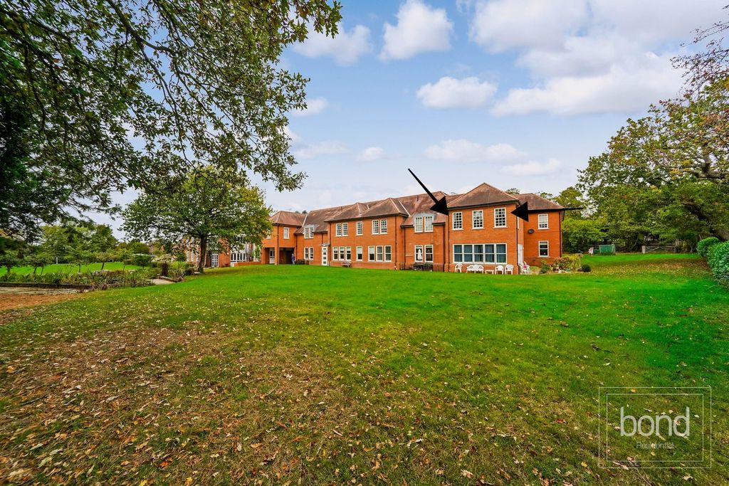 Property photo 1 of 19