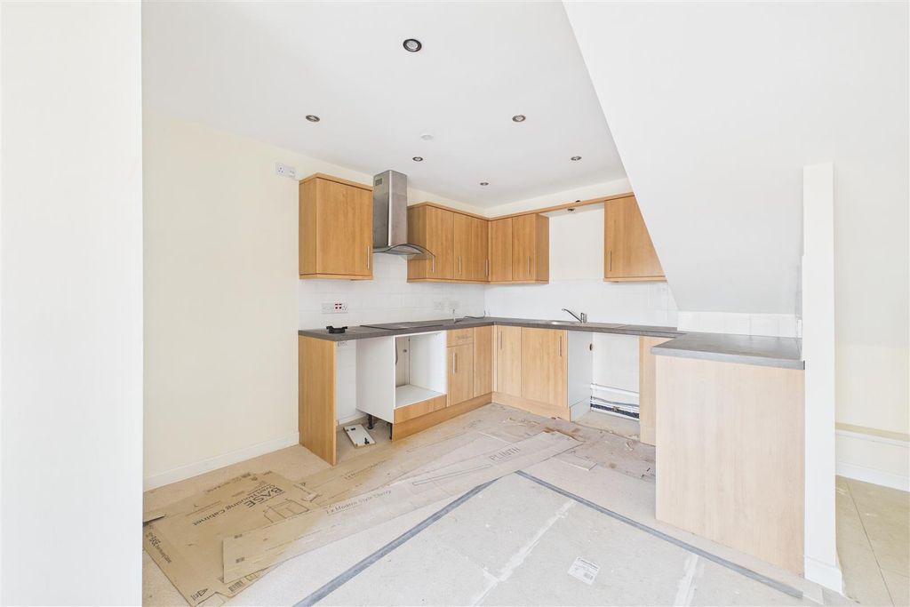 Additional image 33 of 4 bed flat for saleHighridge Road, Bishopsworth, Bristol BS13