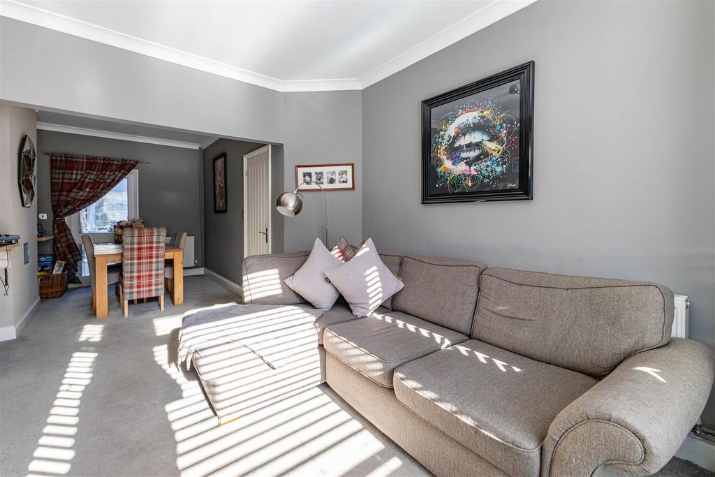 Property photo 2 of 23 Img_1184.Jpg