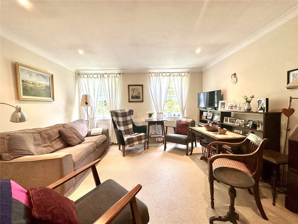 Property photo 2 of 11 Picture No. 08