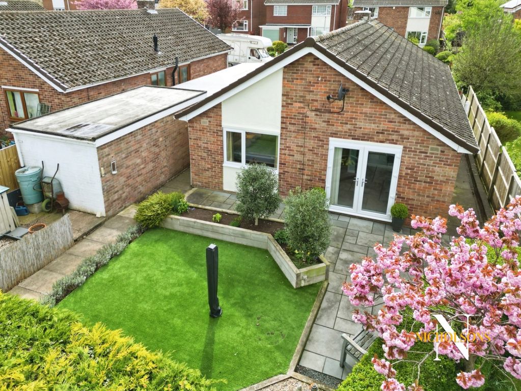 Property photo 2 of 19 4086824