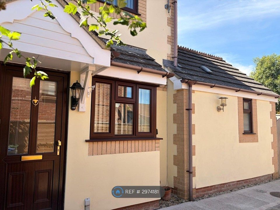 Property photo 1 of 33