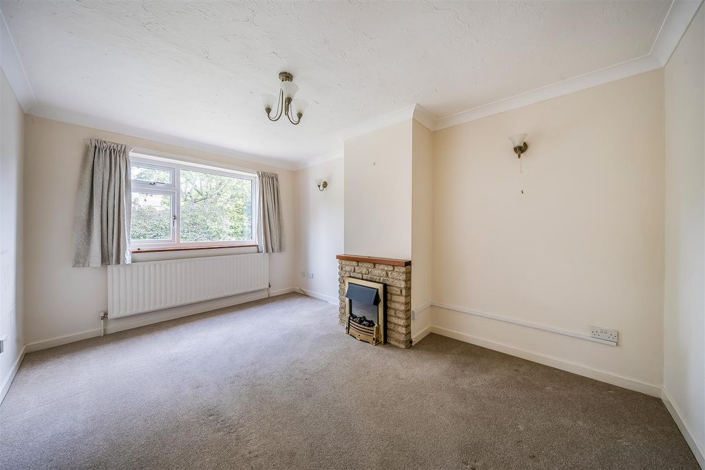 Property photo 2 of 14 1 (8).Jpg