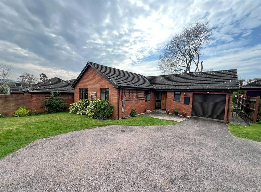 Property photo 1 of 21