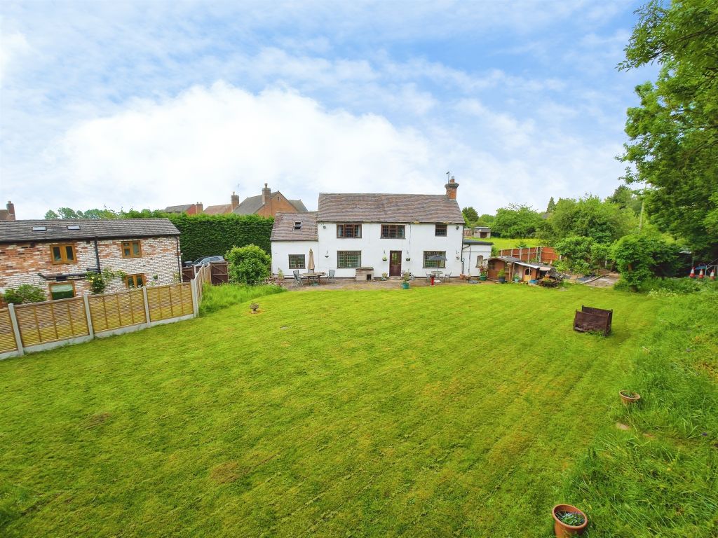 Property photo 2 of 26