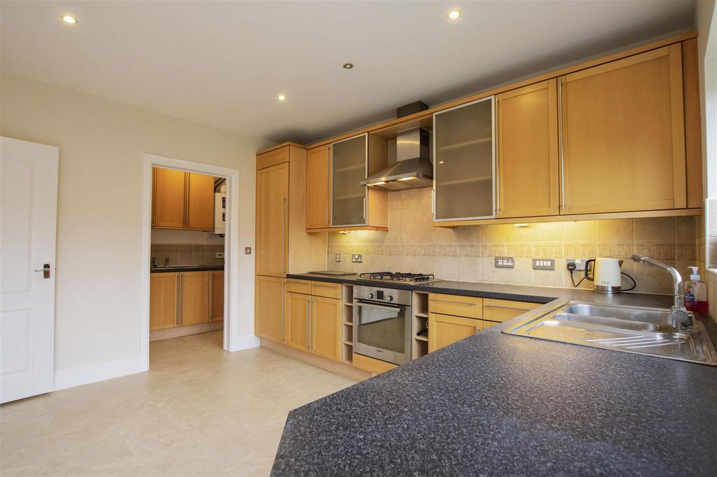 Property photo 2 of 16 Kitchen/ Diner