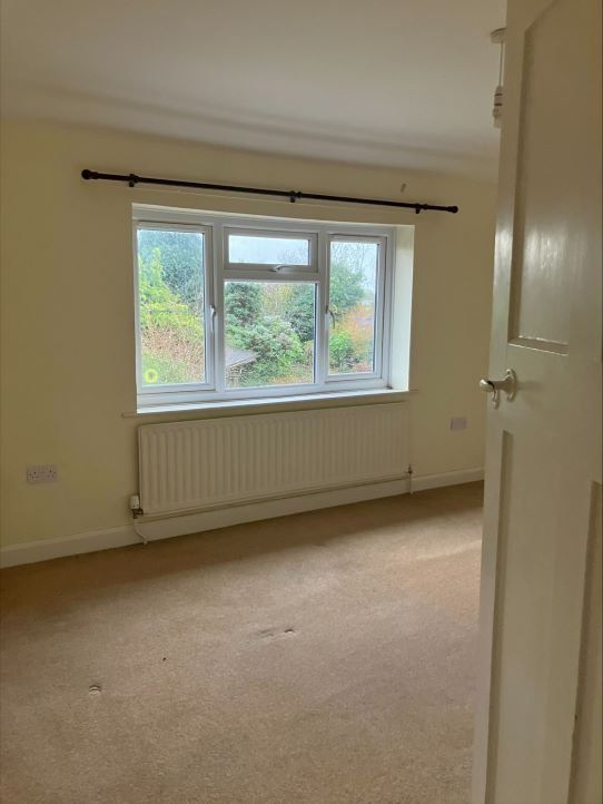 Property photo 2 of 12 Picture No. 29