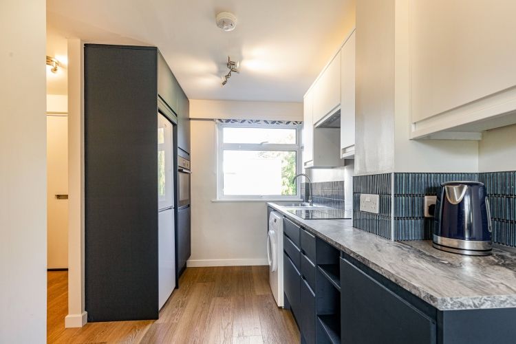 Property photo 3 of 9 305825