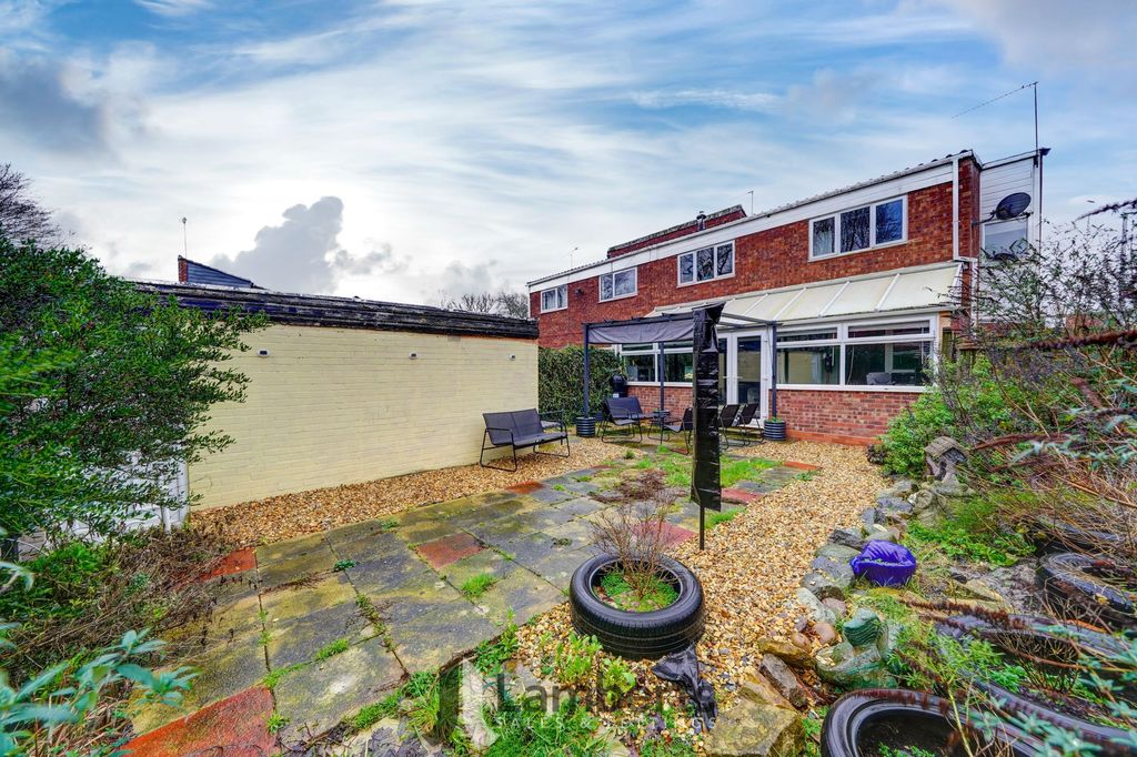 Property photo 2 of 20 Rear View