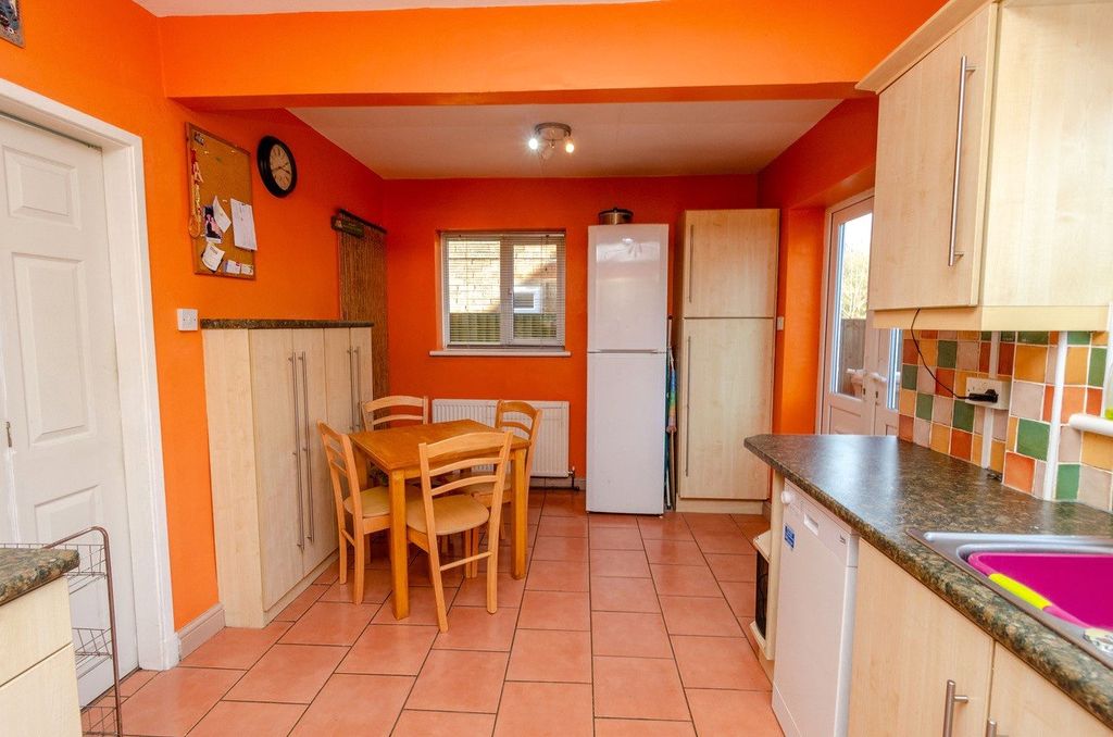 Property photo 3 of 17 Photograph