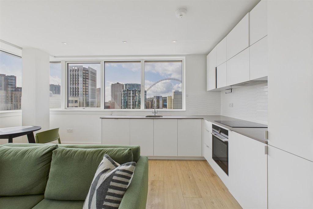 Property photo 2 of 13 2.Jpg