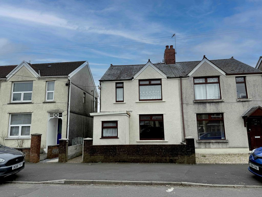 Property photo 1 of 11 3 Bedroom House For Rent On Frampton Road, Gorseinon