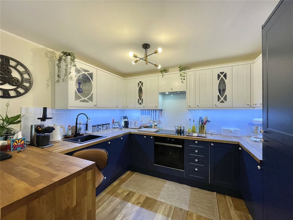 Property photo 2 of 14 Picture No. 02