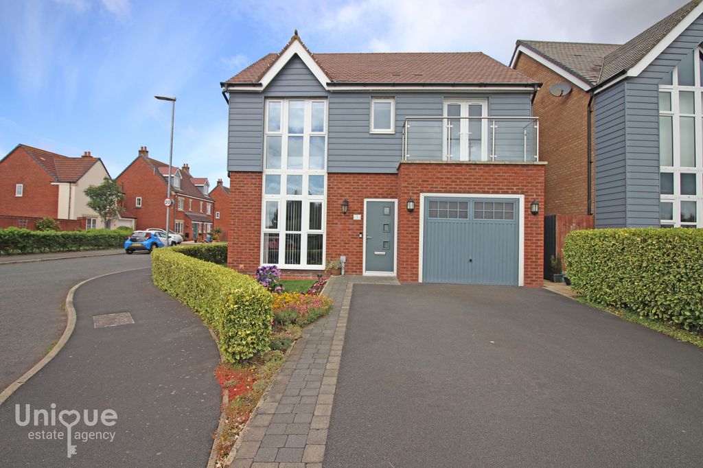Property photo 1 of 27