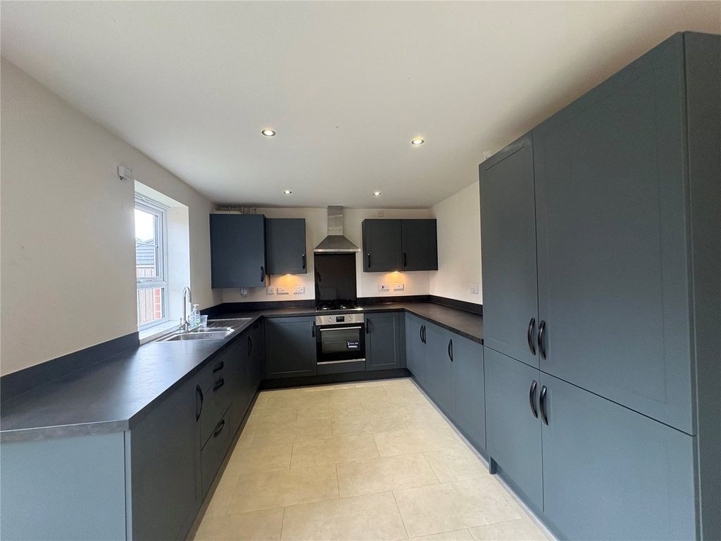 Property photo 2 of 10 Picture No. 02