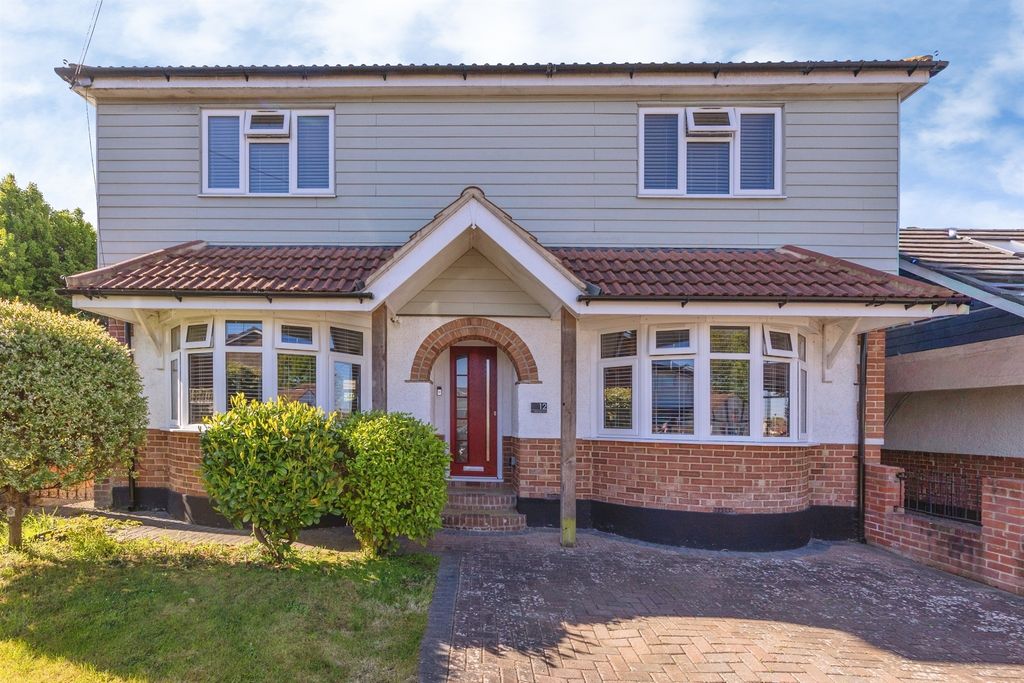 Property photo 1 of 27