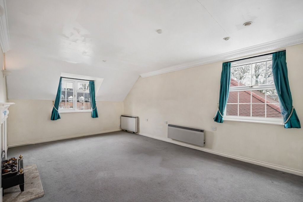 Property photo 2 of 14 Picture No. 05