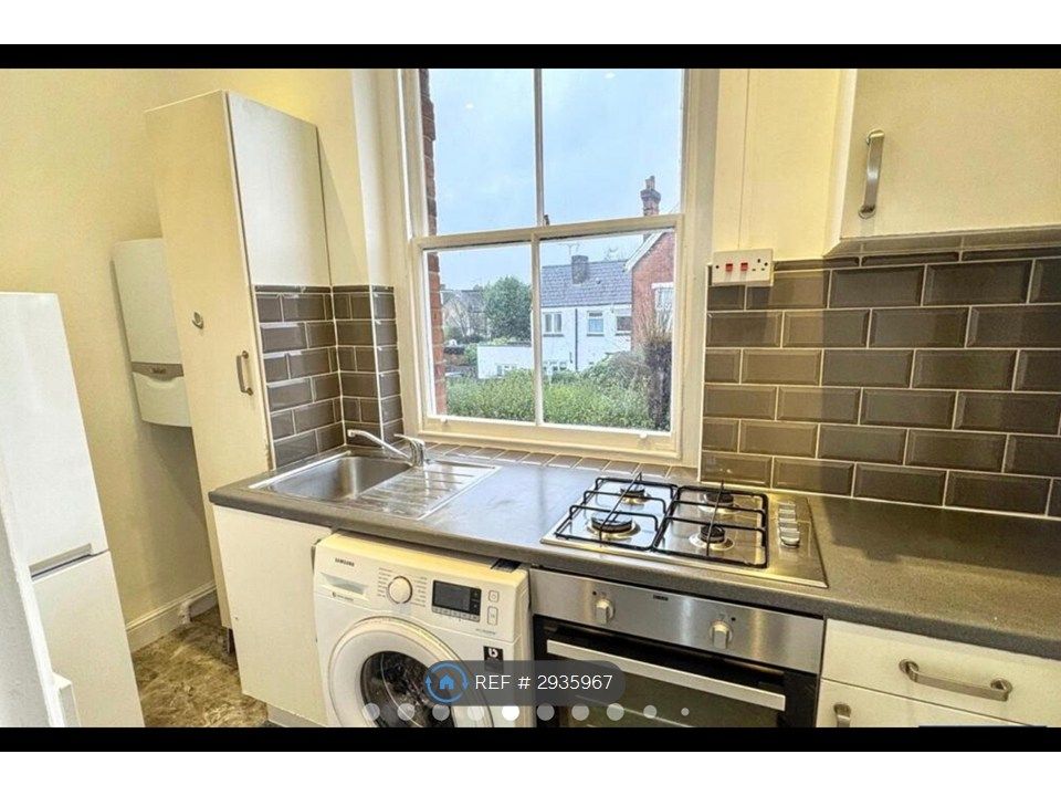 Property photo 2 of 7