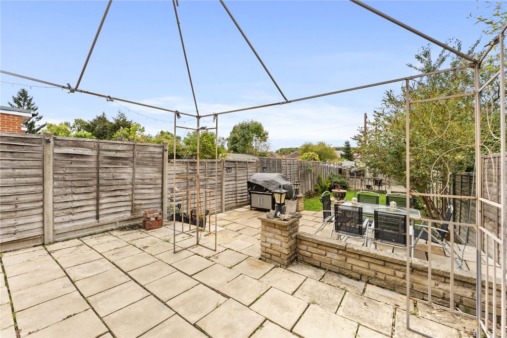 Property photo 2 of 17 Picture No. 21