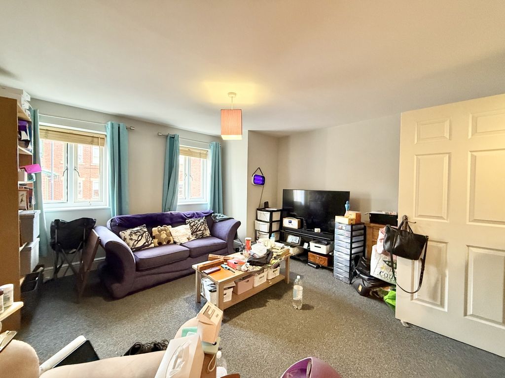 Property photo 3 of 9 Img_1156