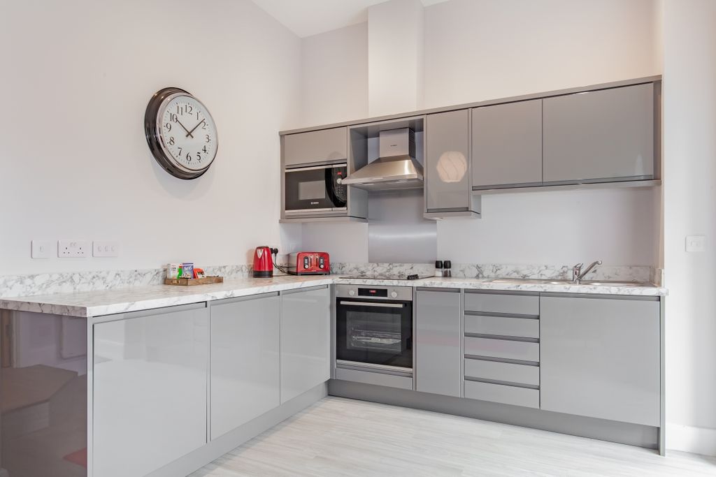 Property photo 1 of 9 107785