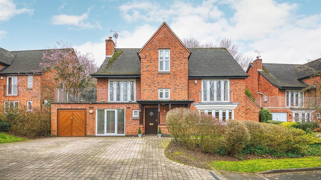 Property photo 1 of 31