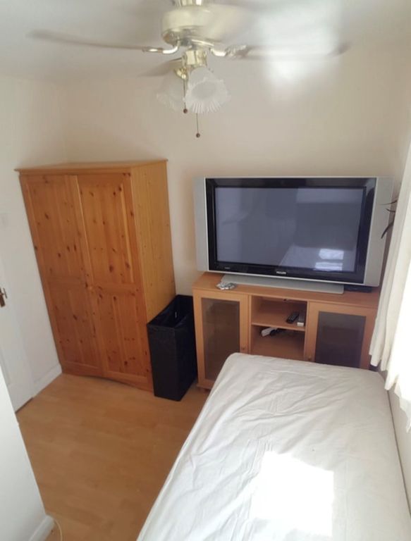 Property photo 3 of 4