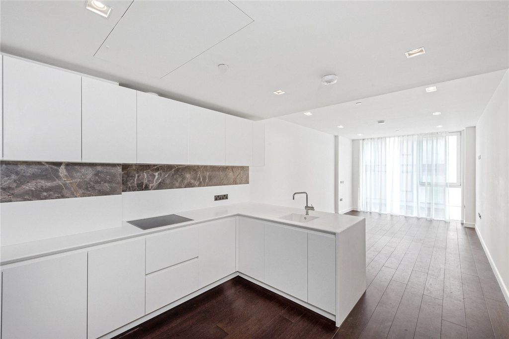 Property photo 2 of 18 Picture No. 08