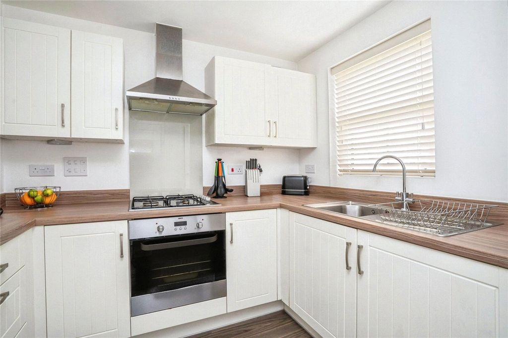 Property photo 3 of 18 Picture No. 27