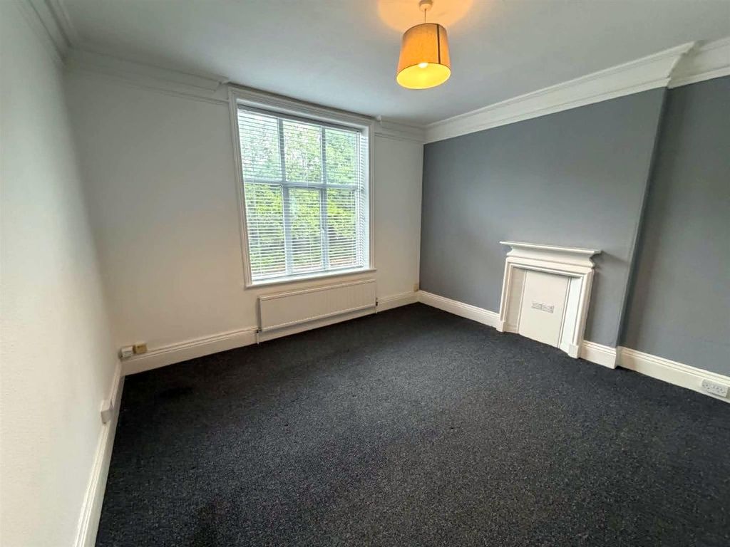 Property photo 2 of 15 Dd5c6458-c8Ef-481B-Bb93-23Fc7284Df4E.Jpg