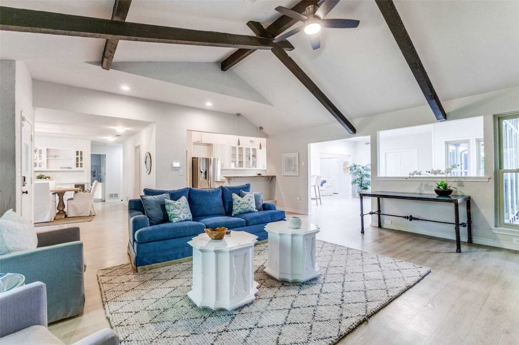 Property photo 2 of 30 <Alttext/>
