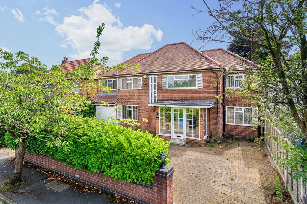 Property photo 1 of 27