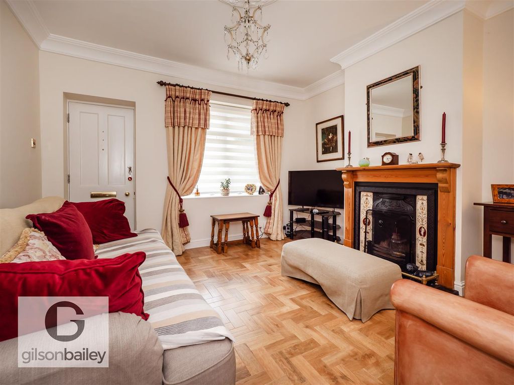 Property photo 2 of 41 38Ashbystreet-10.Jpg