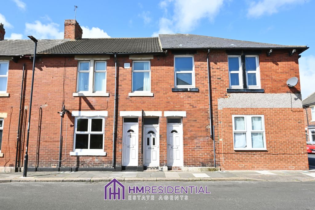 Property photo 1 of 6 2 Bedroom Ground Floor Flat For Rent On Westmorland Street, Wallsend, Tyne And Wear, Ne28 7Ry £800.00 Pcm From 14/07/2026