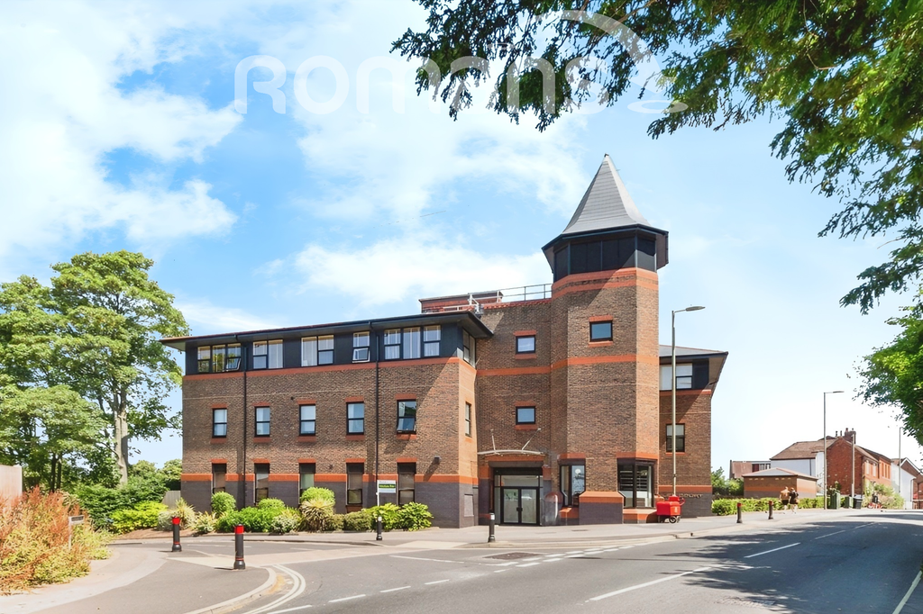 Property photo 1 of 7 Chailey Court Front