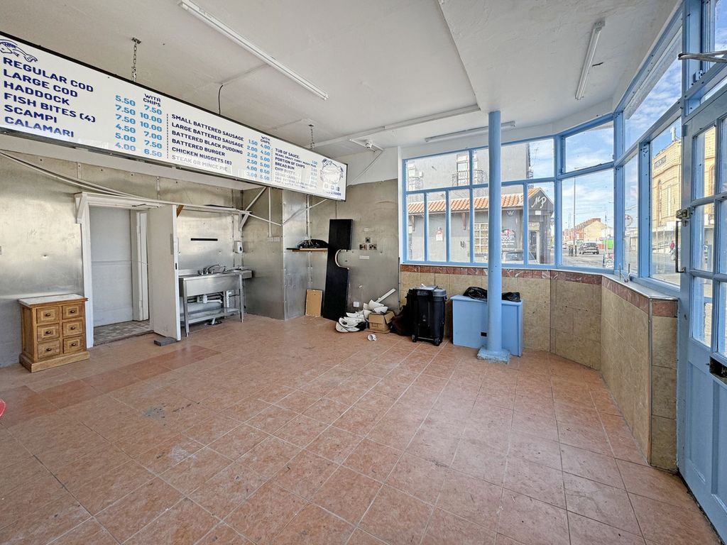 Property photo 3 of 25