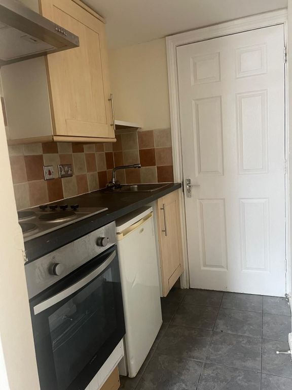Property photo 2 of 3