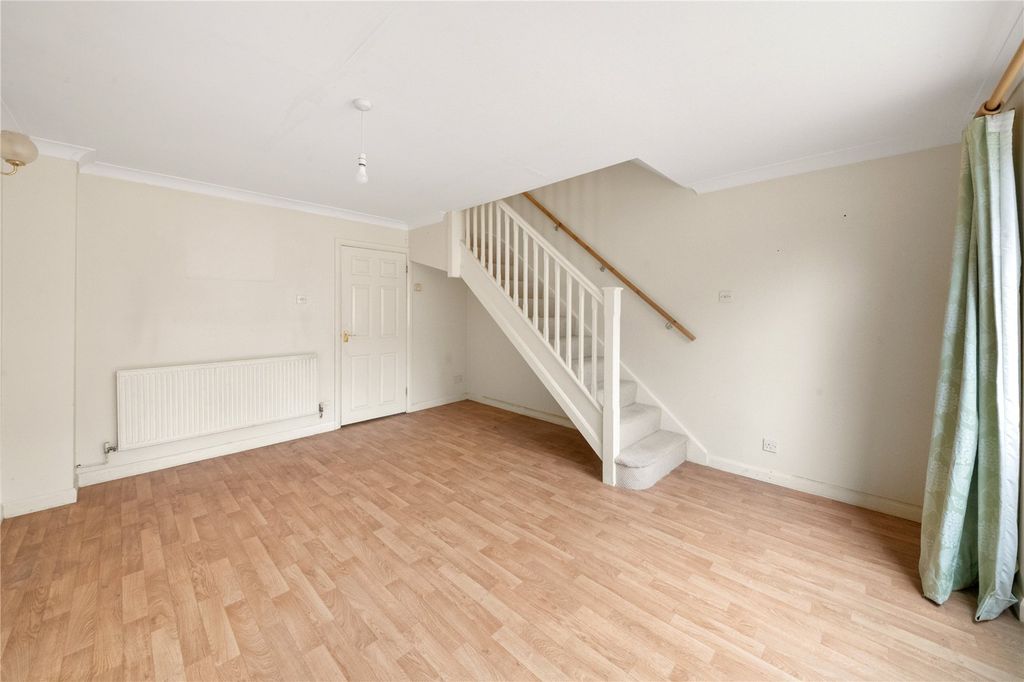 Property photo 2 of 11 Picture No. 08