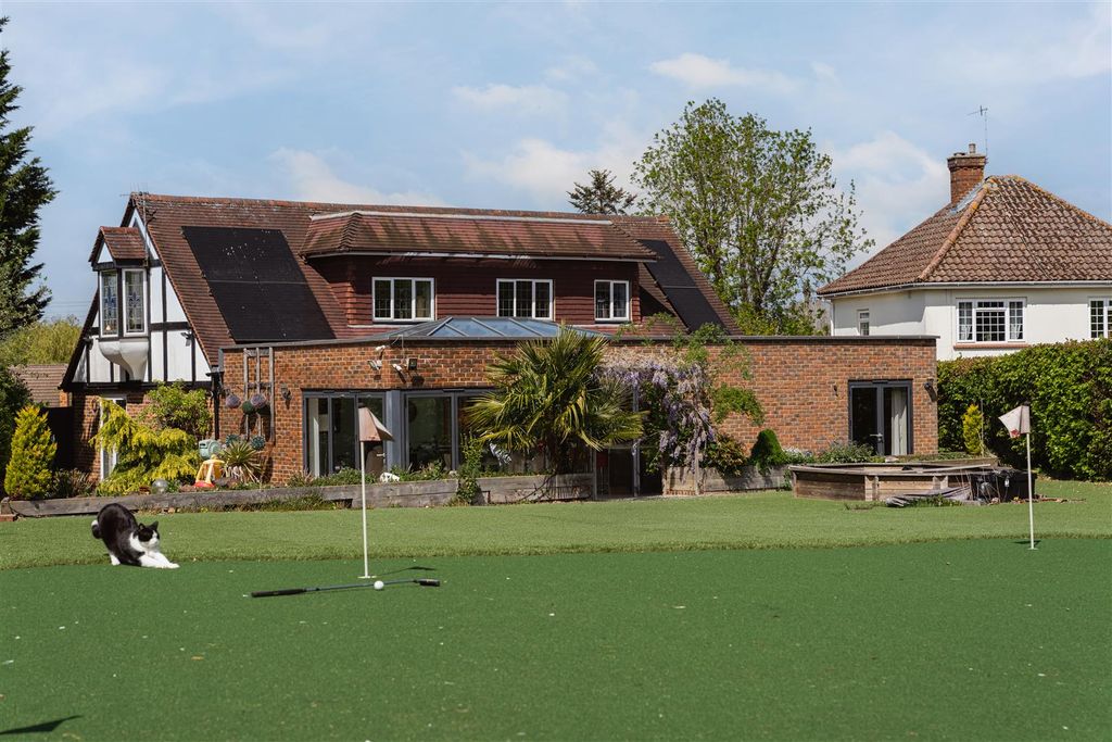 Property photo 1 of 27 22.Jpg