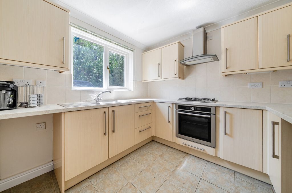 Property photo 2 of 19 2 - 1451620-6-69Ef779...