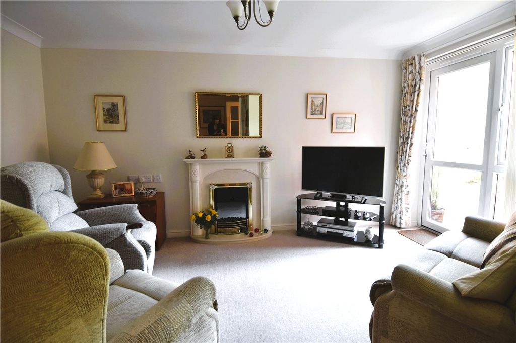 Property photo 2 of 13 Picture No. 01