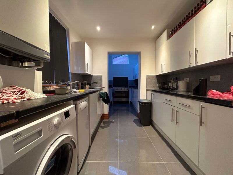 Property photo 2 of 8 Photo 3