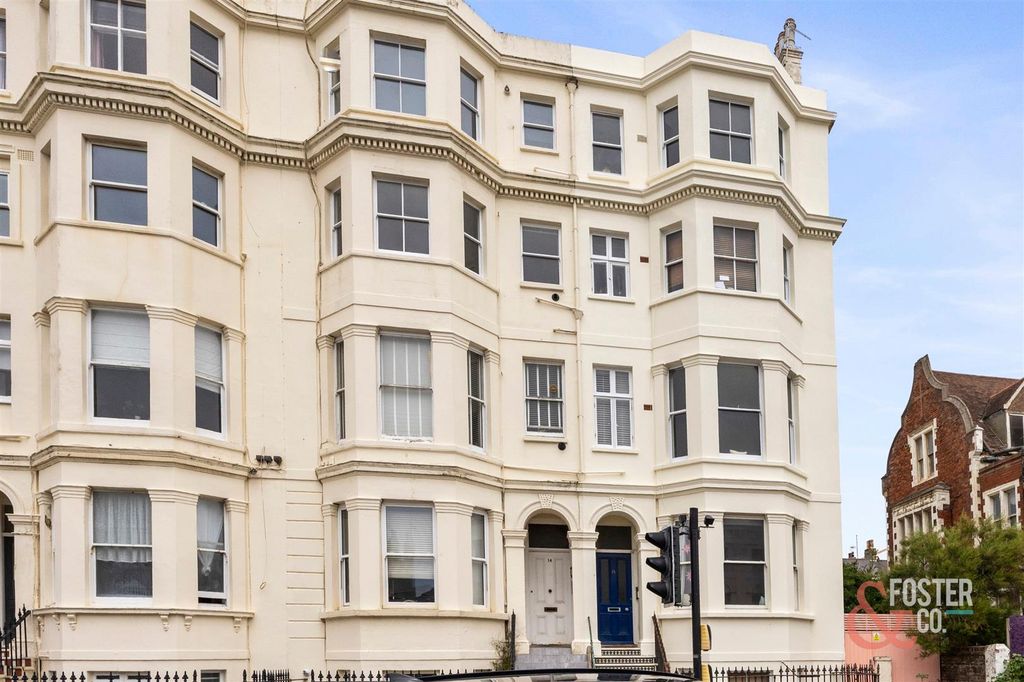 Property photo 1 of 16 St Catherines Terrace, 13 Flat 4-019(1).Jpg