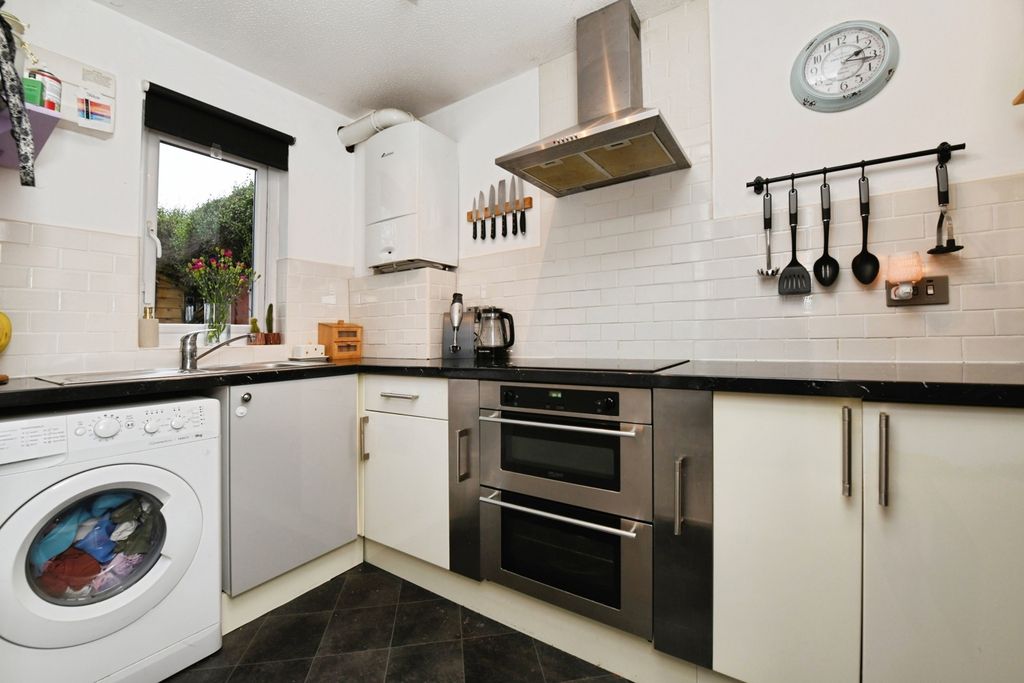 Property photo 2 of 13 Pbox-Img.Jpg