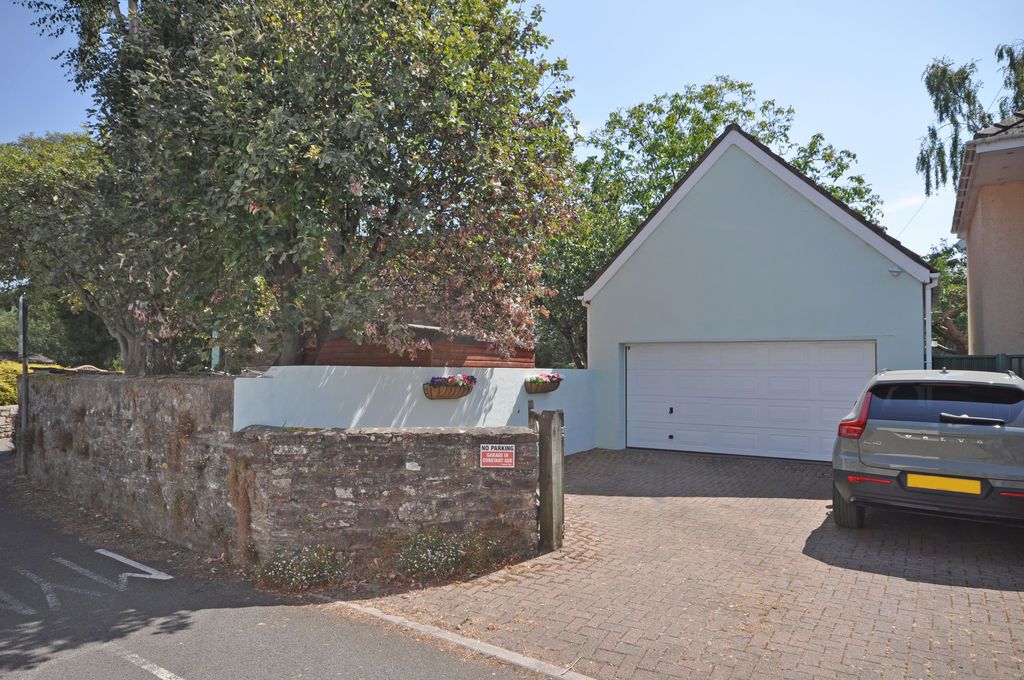 Property photo 3 of 40 Photo 3