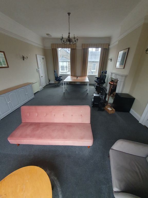 Property photo 2 of 3