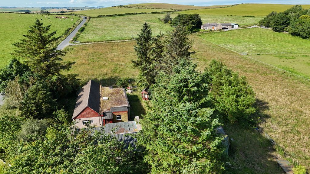 Property photo 1 of 35