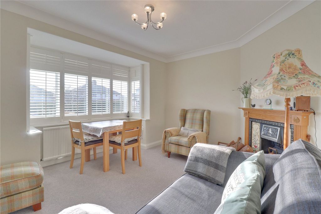 Property photo 3 of 11 Picture No. 01