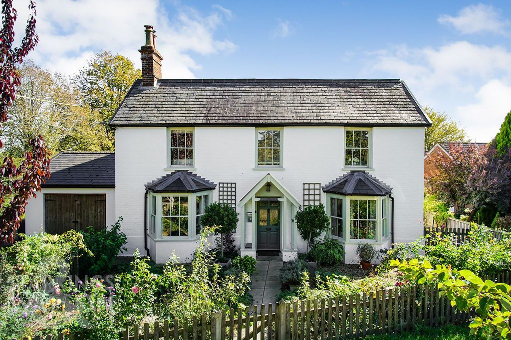 Property photo 1 of 38